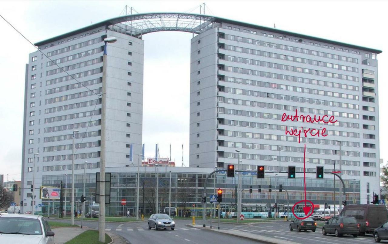 Sunny 1 Room Apartment With The View Over Cracow 克拉科夫 外观 照片